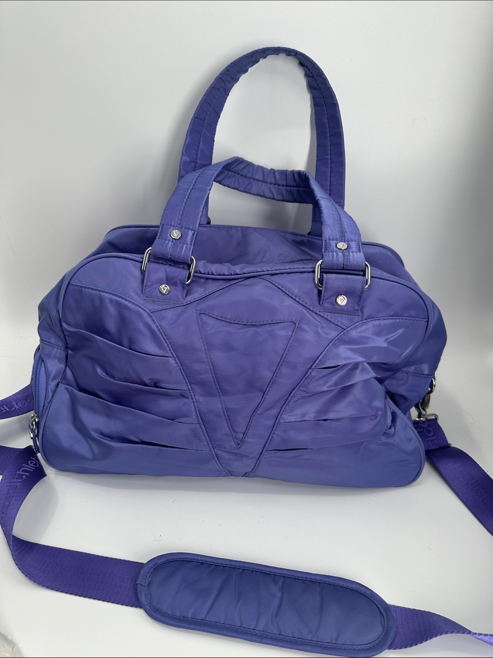 Ivivva Duffle gym bag purple